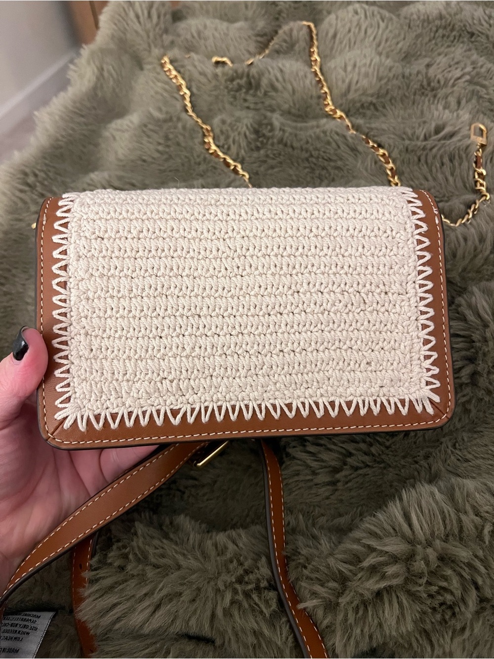 NWT Tory Burch Cream Britten Crochet Crossbody with Tan Leather Trim - Picture 6 of 16